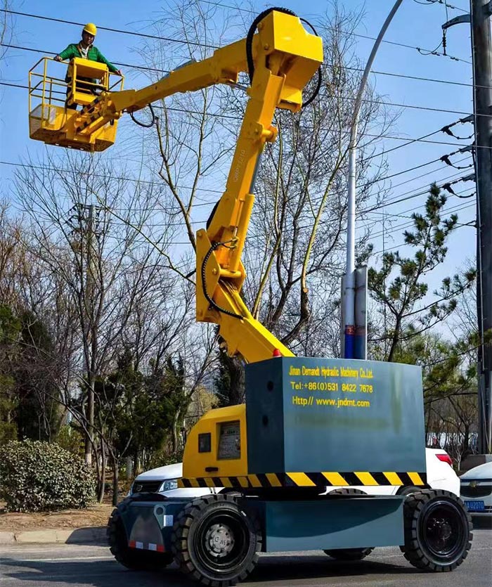 曲臂式升降平台(图2)